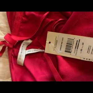 Beautiful bcbg strap or strapless dress